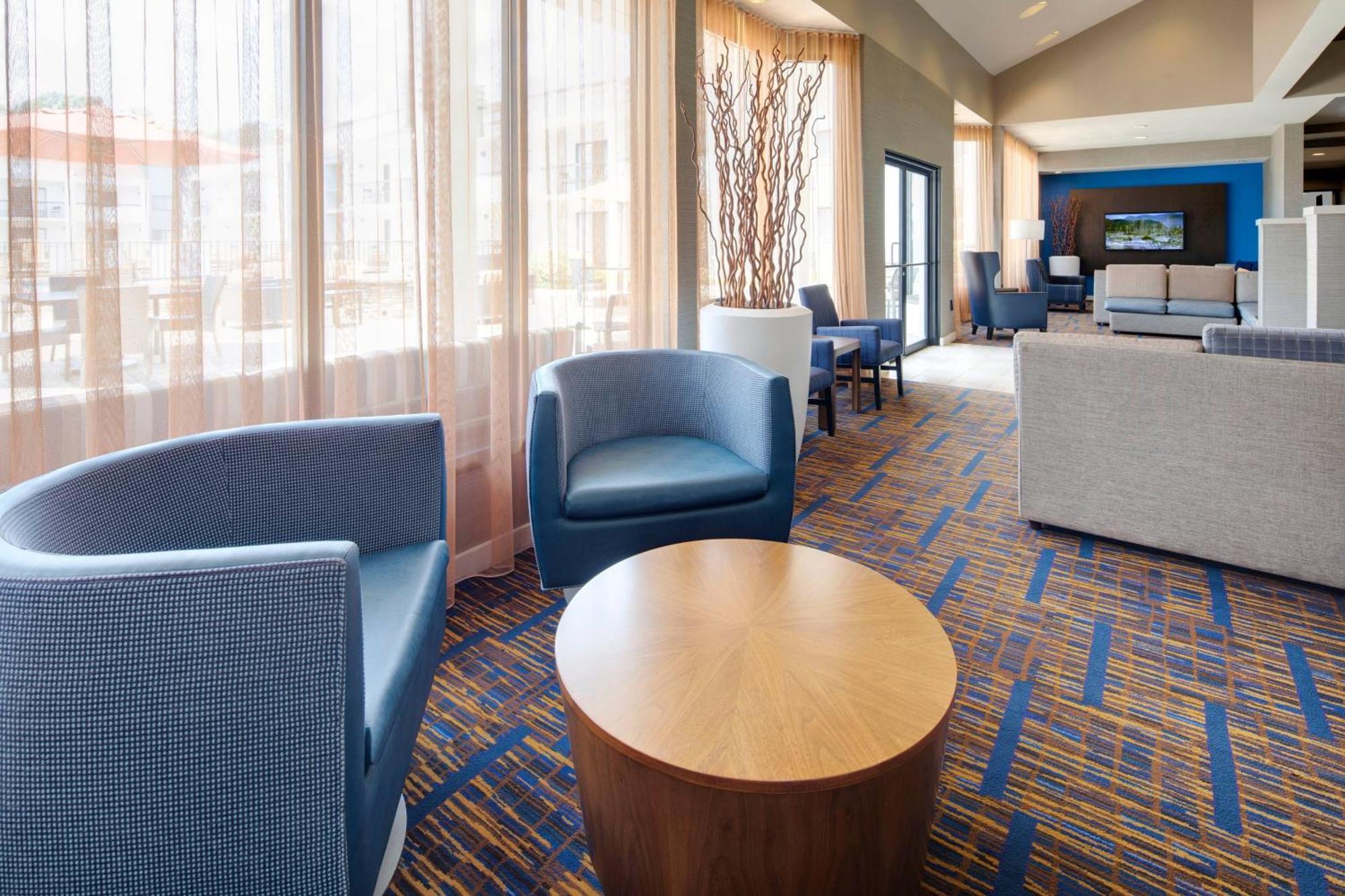 מלון Courtyard Atlanta Norcross/Peachtree Corners מראה חיצוני תמונה