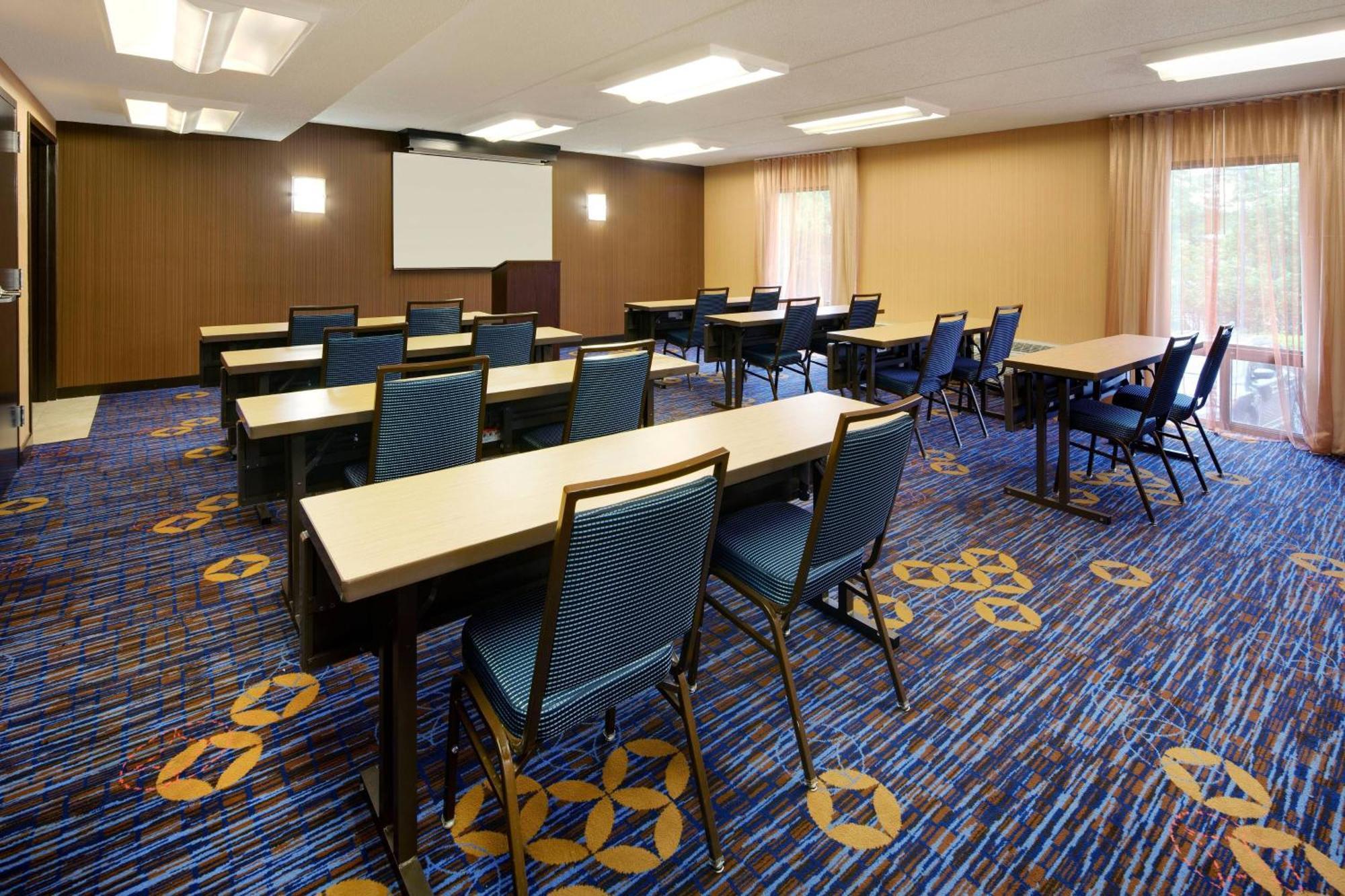 מלון Courtyard Atlanta Norcross/Peachtree Corners מראה חיצוני תמונה