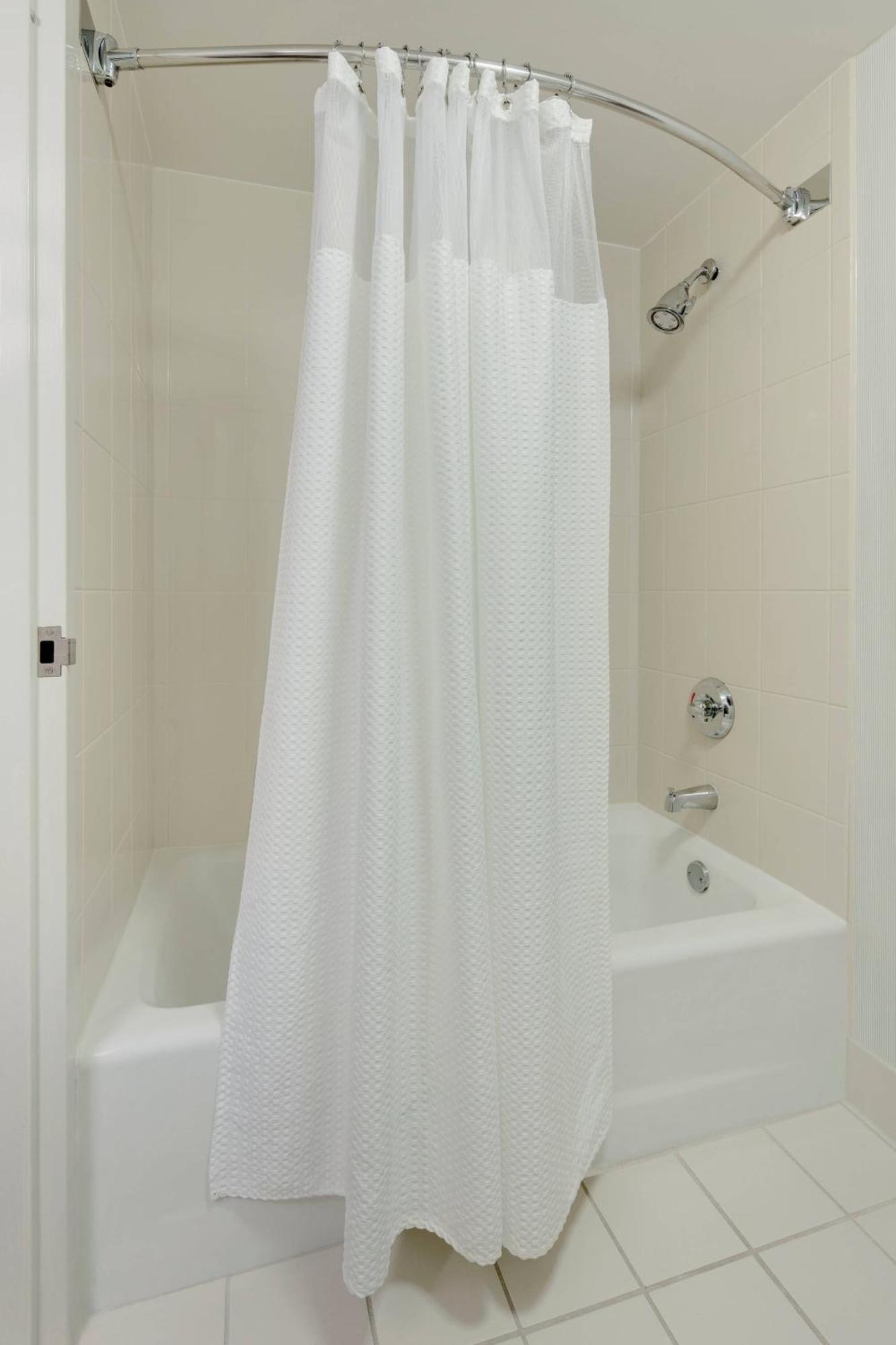 מלון Courtyard Atlanta Norcross/Peachtree Corners מראה חיצוני תמונה
